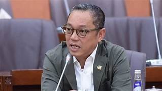 Deddy Sitorus Ingatkan Daerah Cari Cara Inovatif, Bukan Hanya Naikkan Pajak