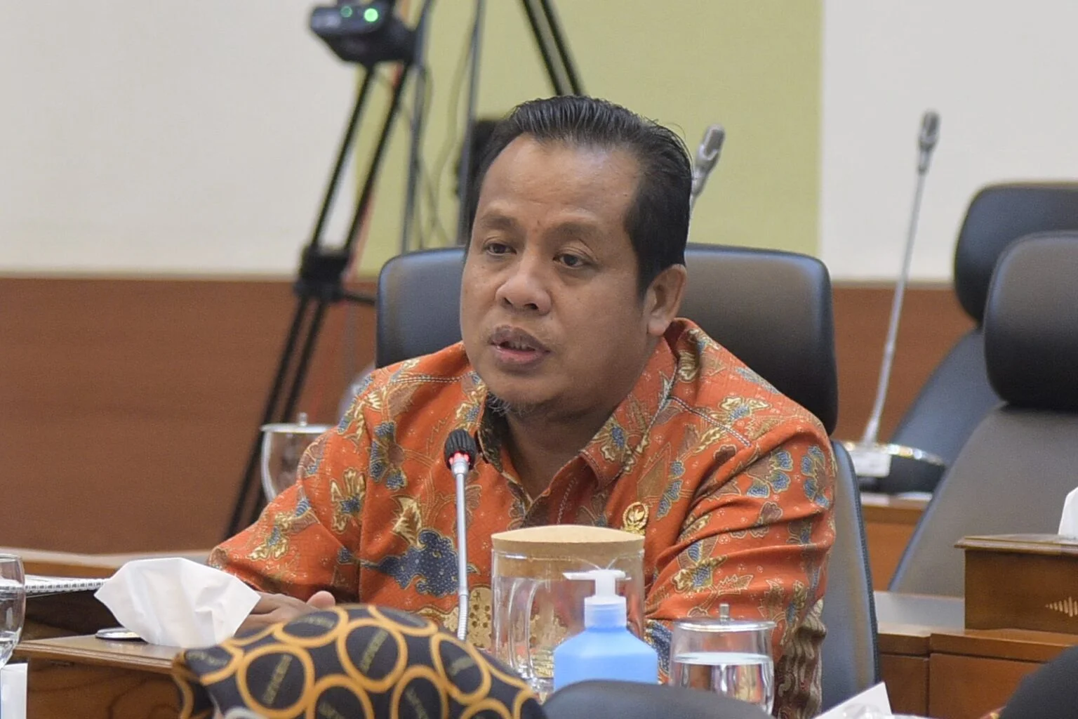 Anggota Komisi VI DPR RI Soroti Limbah Dapur MBG Berubah Warna dan Berbau Menyengat di Saluran Irigasi!